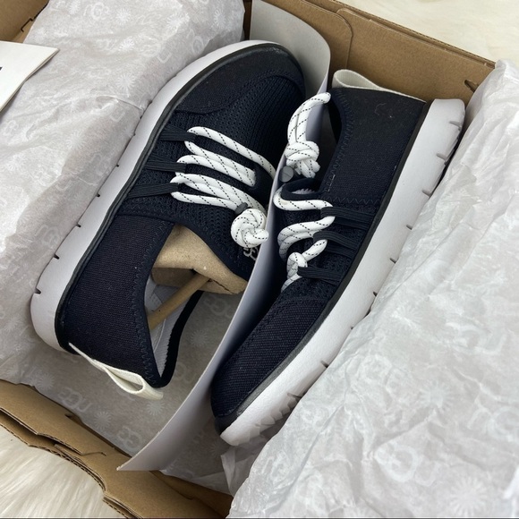 NIB UGG CAMBRIAN SNEAKERS - Picture 4 of 10